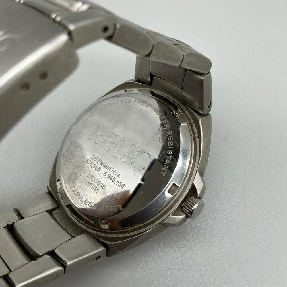 Relic Big Tic Mens Watch 39mm Dragon Flame Animated Stainless New Battery 6